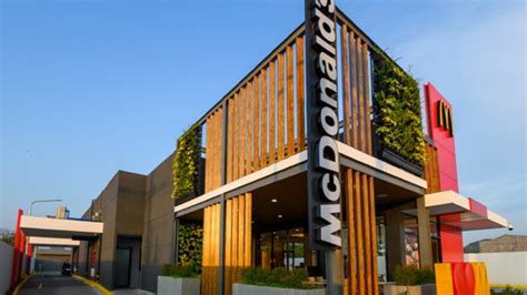 McDonald's Philippines poised for full recovery in 2022.